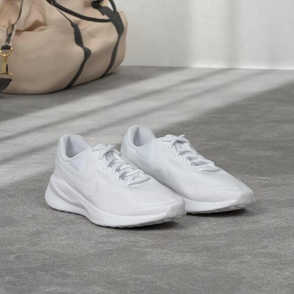 NWT Nike Women's Revolutin 7 Sneaker, White-SZ 9.5 - Picture 1 of 7